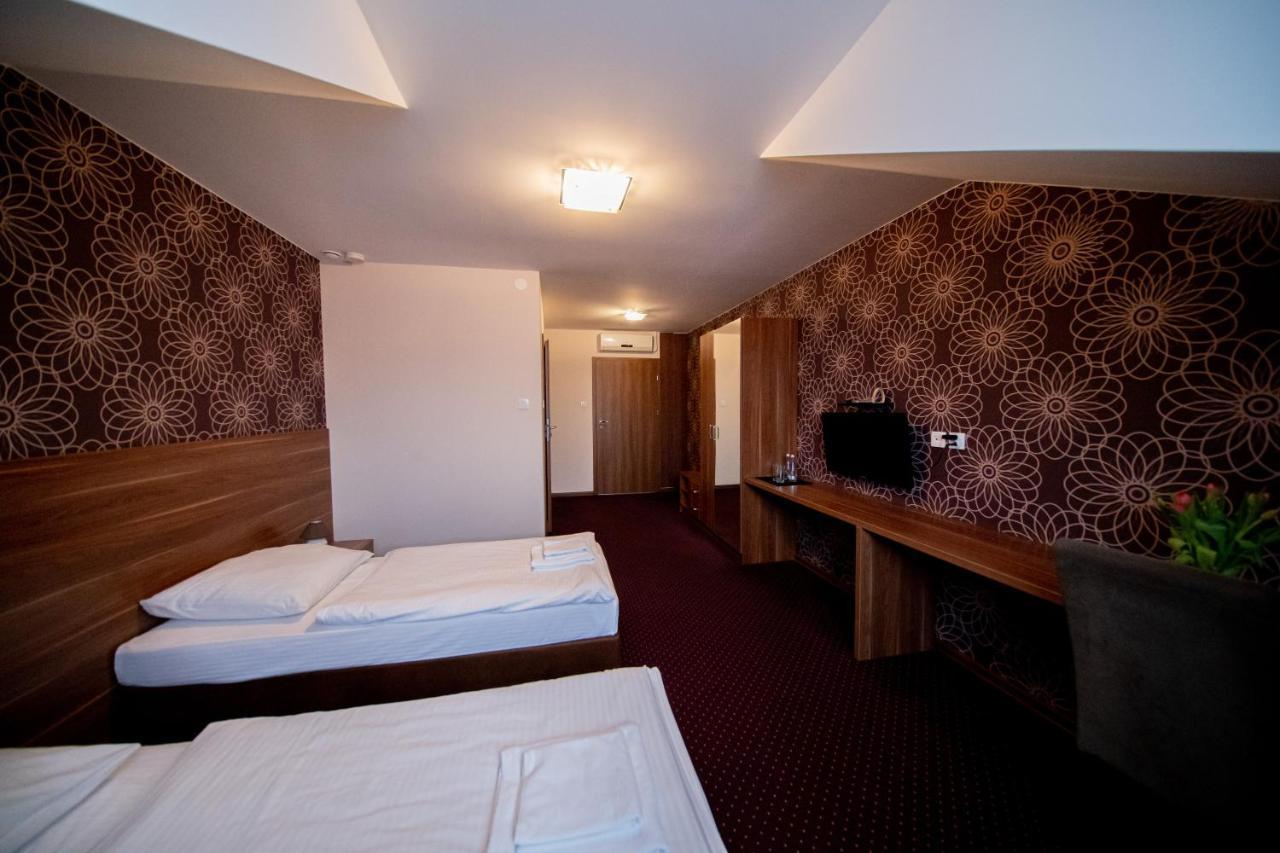 Babilon Krzeszow Aparthotel Krzeszow  Екстериор снимка